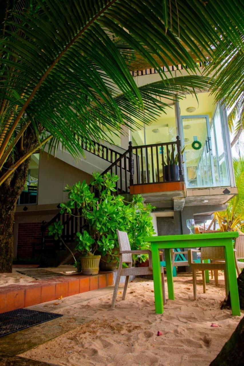 La Veranda Di Serena Унаватуна Экстерьер фото