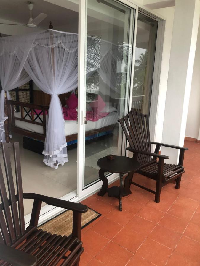 La Veranda Di Serena Унаватуна Экстерьер фото